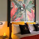 Le Temple Du Luxe Bed & Breakfast
