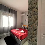 Le Temple Du Luxe Bed & Breakfast 3*