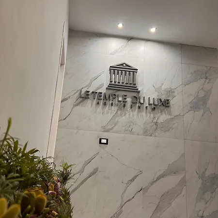 Le Temple Du Luxe Nocleg ze śniadaniem