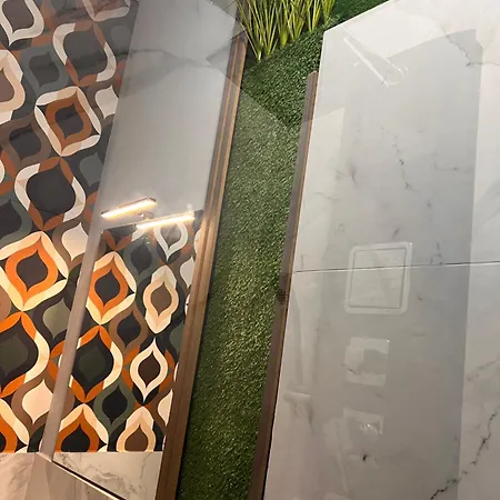 Le Temple Du Luxe Bed & Breakfast